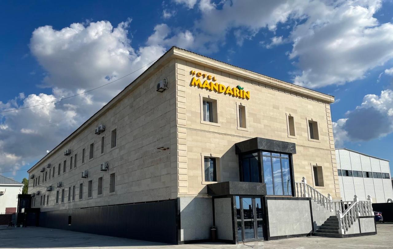 Hotel Mandarin Atyrau Exterior photo